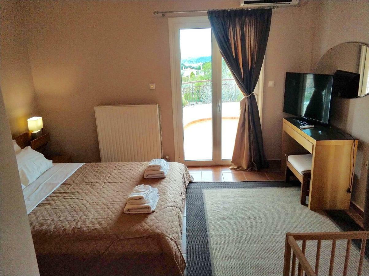 Relaxing Villa With Swimming Pool And Garden Agios Georgios  Экстерьер фото